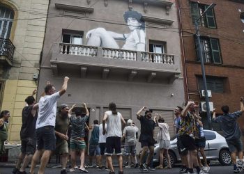 Pintada de Maradona en Buenos Aires. Foto: Kaloian.