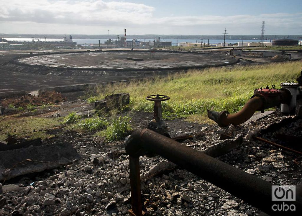 Base del tanque número 49 de la base de supertanqueros de Matanzas incendiada en agosto de 2022, diciembre de 2022. Foto: Otmaro Rodríguez.