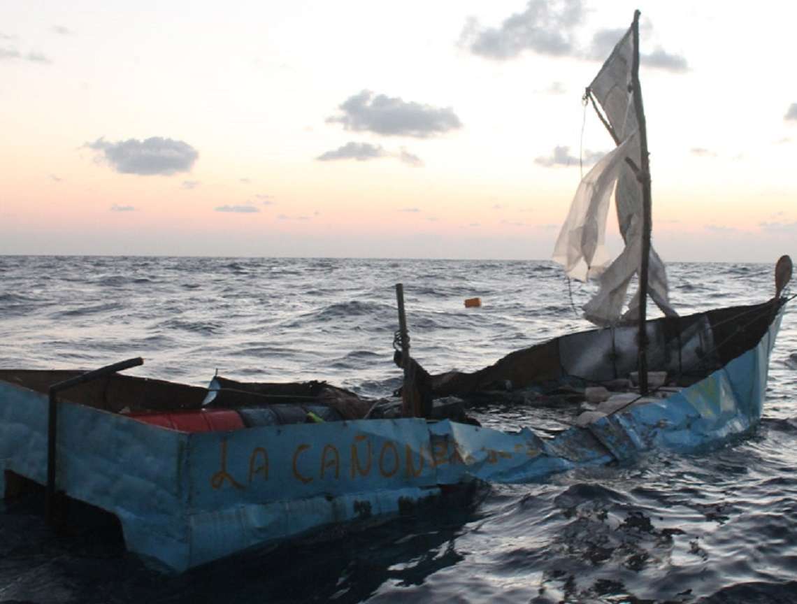 One of the boats in which Cuban men and women are trying to reach the United States. Photo: U.S. Coast Guard.