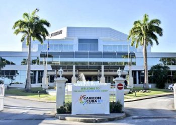 La VIII Cumbre Caricom-Cuba se celebra en ocasión del 50 aniversario del establecimiento de relaciones diplomáticas entre Barbados, Guyana, Jamaica y Trinidad y Tobago con Cuba. Foto: Presidencia de Cuba.