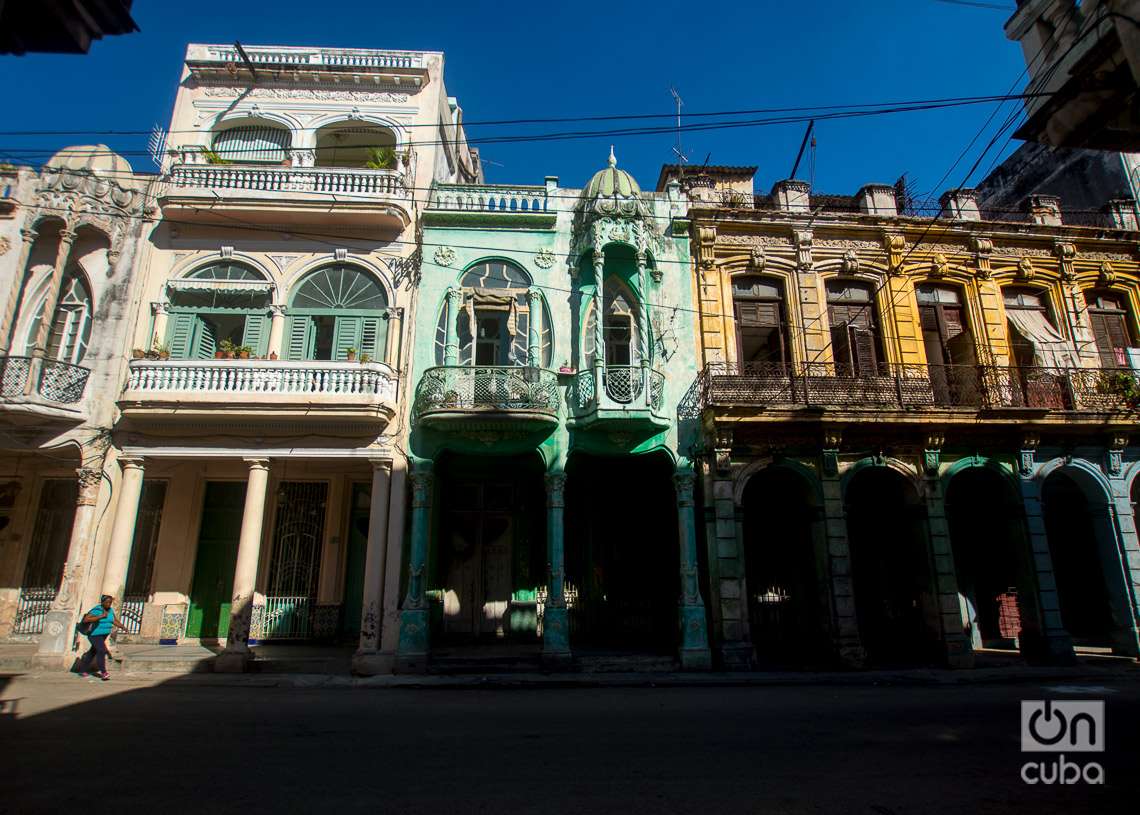 Casa Art Nouveau en calle Cárdenas, barrio de Jesús María. Foto: Otmaro RodríguezCasa Art Nouveau en calle Cárdenas, barrio de Jesús María. Foto: Otmaro Rodríguez.