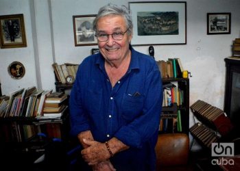 José María Vitier en casa de sus padres. Foto: Angel Marqués Dolz.