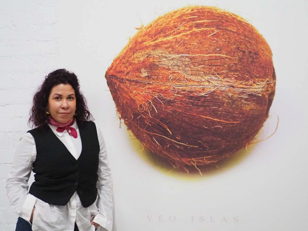 Liudmila López, artista, curadora y organizadora del evento. Foto: Cortesía de la artista.