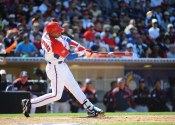 Yoenis Céspdes está recuperado y podría regresar a la selección nacional en el Clásico Mundial, evento en el que ya participó con Cuba hace 14 años. Foto: World Baseball Classic.