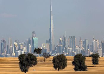 Dubái anticipa la aplicación de medidas verdes con vistas a la próxima cumbre internacional sobre cambio climático de las Naciones Unidas COP28, que está prevista entre el 30 de noviembre y el 12 de diciembre de 2023. Foto:  ALI HAIDER/EFE/EPA.