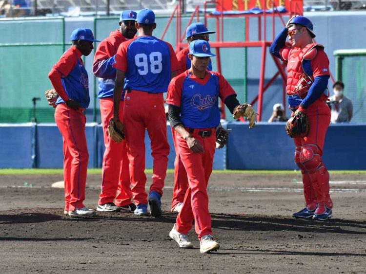 El mentor Armando recordó que el grupo aún no alcanzó su forma óptima. Tampoco cuenta con todos los integrantes. Foto: Yuhki Ohboshi