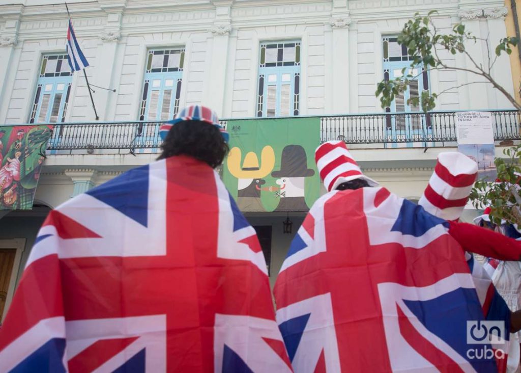 Inauguración de la Semana de la Cultura Británica, en la Plaza Vieja de La Habana, el 21 de febrero de 2023. Foto: Otmaro Rodríguez.