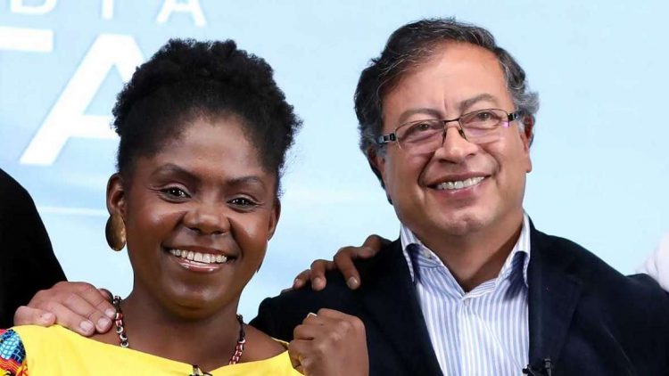 La vicepresidenta de Colombia, Francia Márquez, junto al presidente Gustavo Petro. Foto: Radio Habana Cuba / Twitter / Archivo.