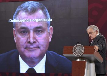 López Obrador en la conferencia de prensa. Foto: José Méndez/Efe.