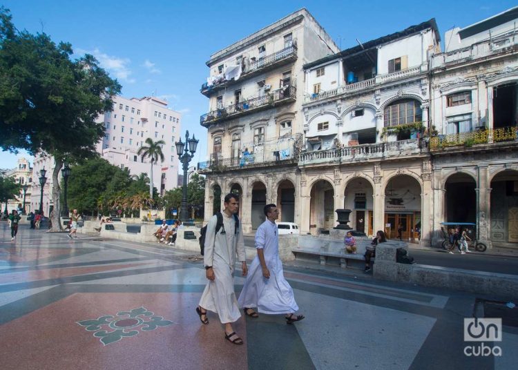 Paseo del Prado. Foto: Otmaro Rodríguez.