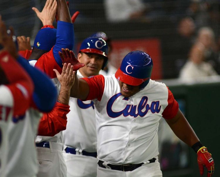 Alfredo Despaigne fue el héroe de la clasificación cubana a la segunda ronda del cuarto Clásico Mundial de Béisbol. Foto: Ricardo López Hevia.