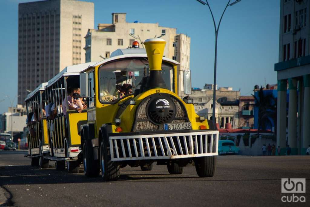 Tren malecón Habana Cuba 2023 Jorge Ricardo