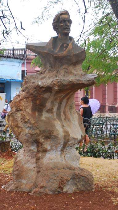 Busto de Arturo Comas Pons erigido en Bejucal. Foto: modelismocubano.wordpress.com