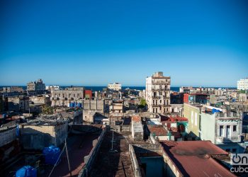Vista de La Habana desde la terraza de La Guarida. Foto: Kaloian.