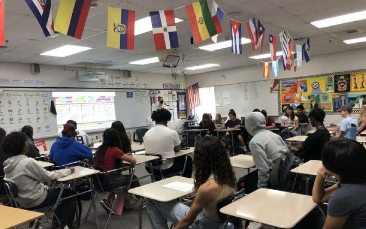 Una escuela de California, el estado con mayor número de hispanohablantes. Foto: ahsgriffingazette.co