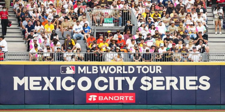 Por primera vez en la historia un partido de MLB se celebró en la capital mexicana como parte del programa de internacionalización de Grandes Ligas. Foto: Tomada de MLB.