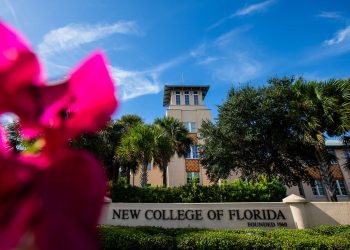 El New College of Florida, donde el gobernador firmó la nueva ley. | Foto: NCF