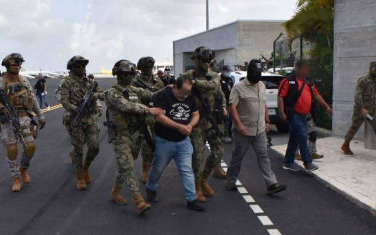 Héctor Elías Flores Aceves es detenido por las autoridades mexicanas. Foto: El Sol.