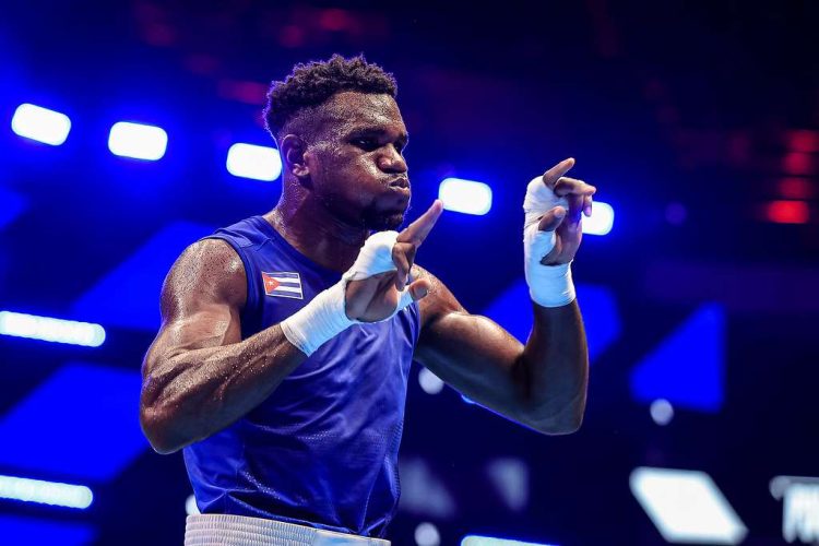 Yoenlis Feliciano Hernández fue el único cubano campeón en el Mundial de boxeo de Tashkent 2023. Foto: IBA.