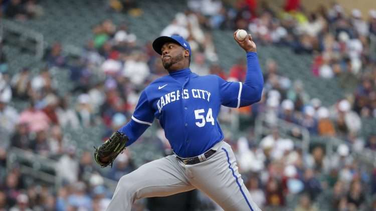 Aroldis Chapman será uno de los brazos más perseguidos en el venidero mercado de cambios de Grandes Ligas. Foto: Bruce Kluckhohn/AP Photo.