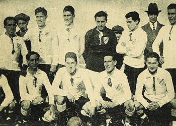Equipo del Colo Colo en sus primeros años después de fundado. Foto: Tomada de Memoria Chilena.