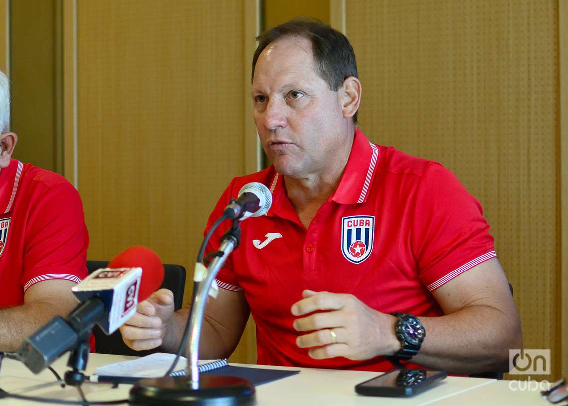 Dariem Díaz, director de selecciones nacionales de la Asociación de Fútbol de Cuba. Foto: Otmaro Rodríguez.