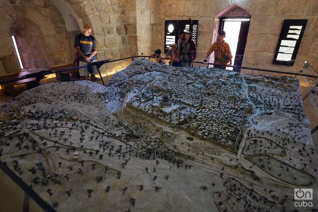 Maqueta de Jerusalén elaborada en 1873 para la Exposición Universal de Viena. Foto: Alejandro Ernesto.