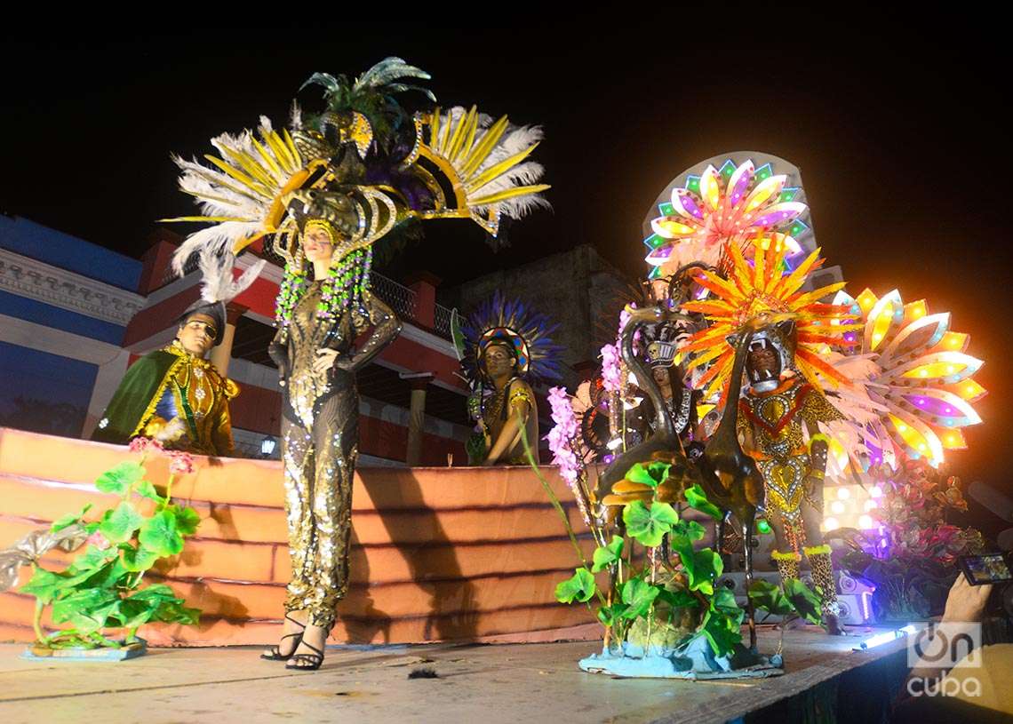 Una carroza de las célebres Parrandas de Remedios. Foto: Otmaro Rodríguez.