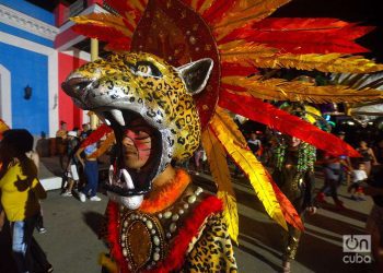 Personaje de las Parrandas de Remedios, festividad popular cubana declarada Patrimonio de la Humanidad por la Unesco. Foto: Otmaro Rodríguez.