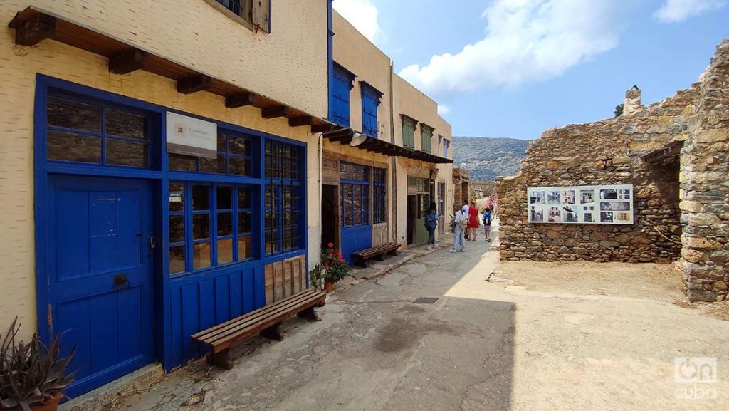 Calles de Spinalonga. Foto: Alejandro Ernesto.