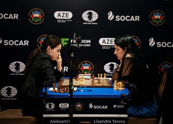 Lisandra Ordaz (der) en Copa del Mundo, 2023. Foto: Stev Bonhage/FIDE