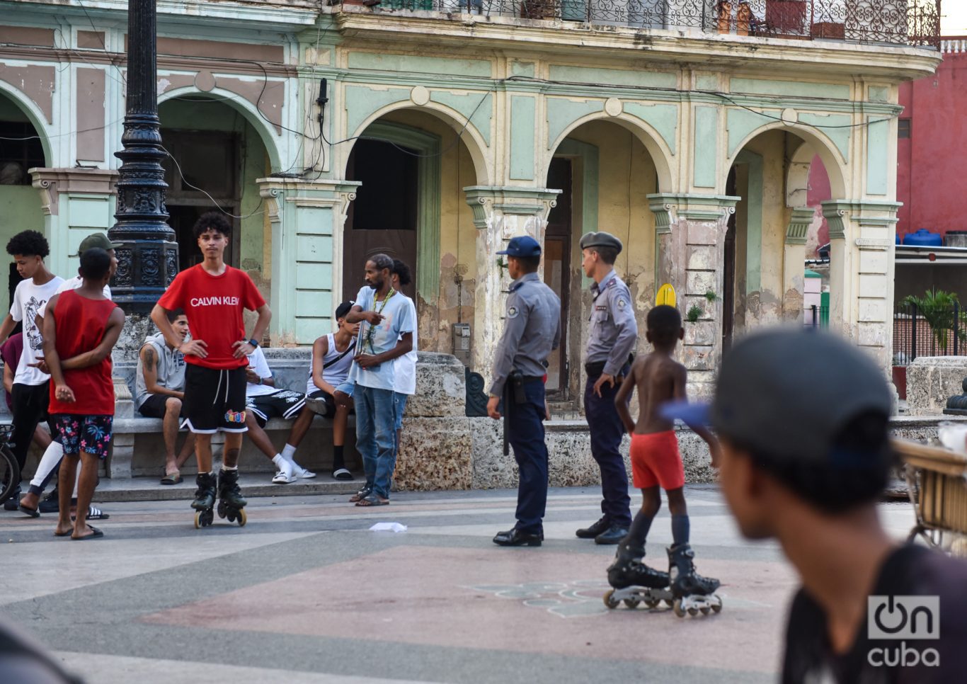 A menudo la policía les llama la atención. Foto: Kaloian.