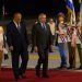 El presidente de Argentina, Alberto Fernández, fue recibido por el ministro cubano de Energía y Minas, Vicente de la O Levy, en La Habana donde participará en la Cumbre del G77+China, Foto: EFE/ Yander Zamora.