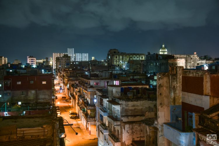 Provocará un menor aprovechamiento de la luz natural, y con ello un aumento en el uso de electricidad en el horario de máxima demanda. Foto: Kaloian Santos Cabrera,