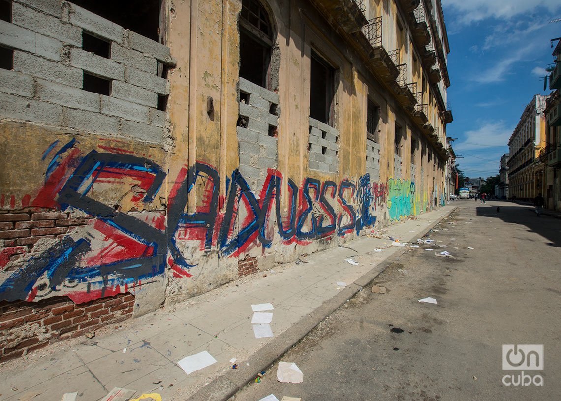 Grafitis en La Habana. Foto: Otmaro Rodríguez.