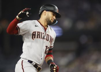 Lourdes Gurriel Jr. llegó a la Serie Mundial y tuvo una temporada de buen nivel. Foto: Caroline Brehman/EFE.