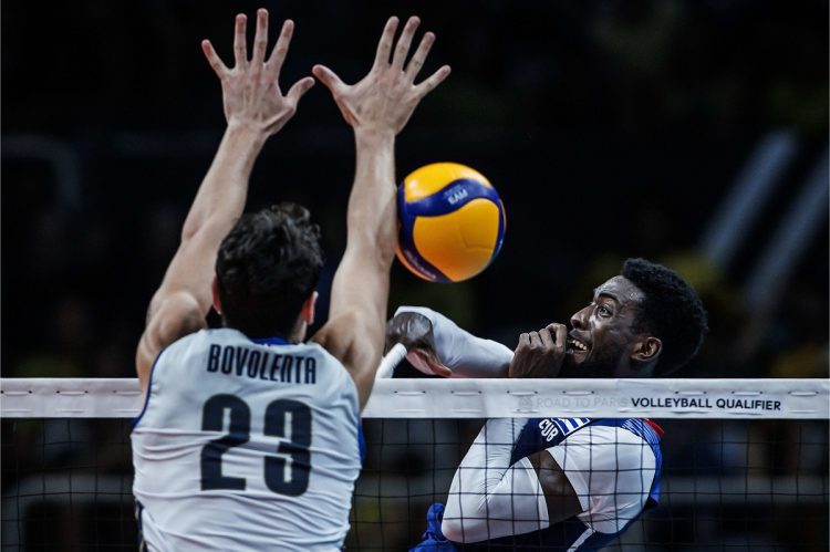 Miguel Ángel López fue el máximo anotador de Cuba en el partido de vida o muerte contra Italia. Foto: Tomada de Volleyball World.