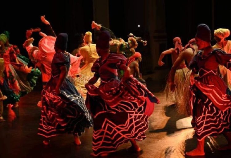 Conjunto Nacional Folklórico de Cuba (CNFC). Foto: CNFC / Facebook.