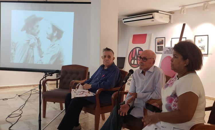 Panel sobre Sergio Corrieri, hoy en la Uneac. Foto: Omar Valiño/Facebook.