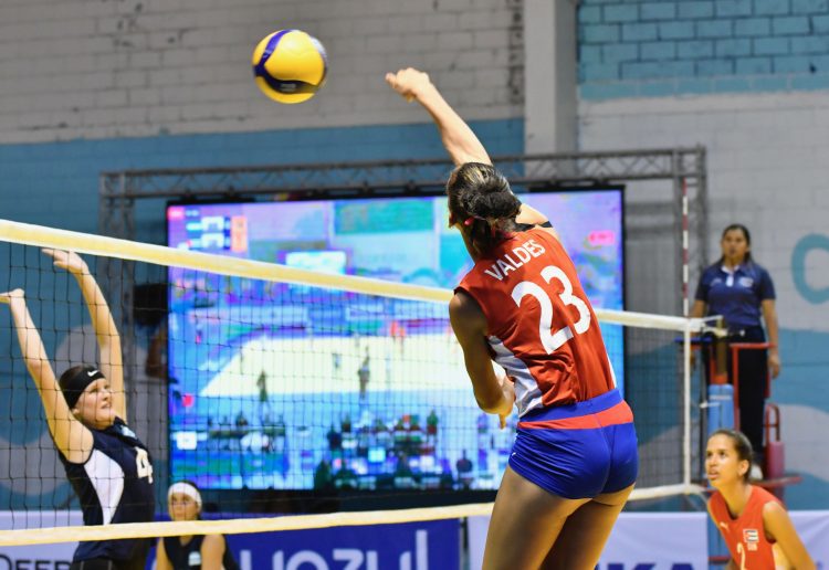 Duelo Cuba vs. Costa Rica en el I Campeonato Norceca Femenino sub-17 años celebrado en Honduras. Foto: www.norceca.net