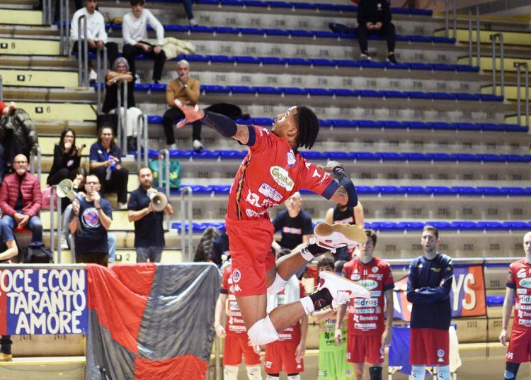 José Miguel Gutiérrez se ubica entre los diez máximos anotadores de la Liga Italiana en la presente temporada. Foto: Lega Pallavolo.