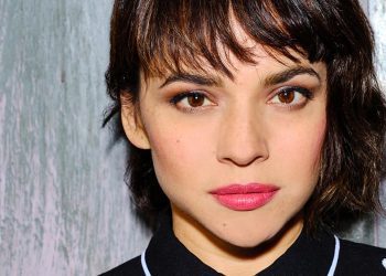 Cossío explicó que la presentación de Norah Jones contaría con una licencia y con un permiso de EEUU, “porque todo vínculo de un estadounidense con Cuba está, por norma, prohibido”, dijo. Foto: caravanjazz.es.