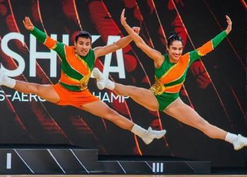 Jóvenes cubanos compiten en el Campeonato Internacional de Aeróbicos y Fitness de Snatreshka 2023, en Rusia. Foto: Inder / X.