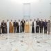 El presidnete Miguel Díaz-Canel y su delegación junto con empresarios de Catar, en su visita a ese país. Foto: @Qatar_Chamber / X.