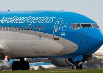 Avión de Aerolíneas Argentinas. Foto: caribbeannewsdigital.com / Archivo.