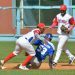 El segundo partido semifinal entre Artemisa e Industriales fue muy cerrado y se definió por la oportunidad de los Cazadores, que anotaron todas sus carreras con dos outs. Foto: Ricardo López Hevia.