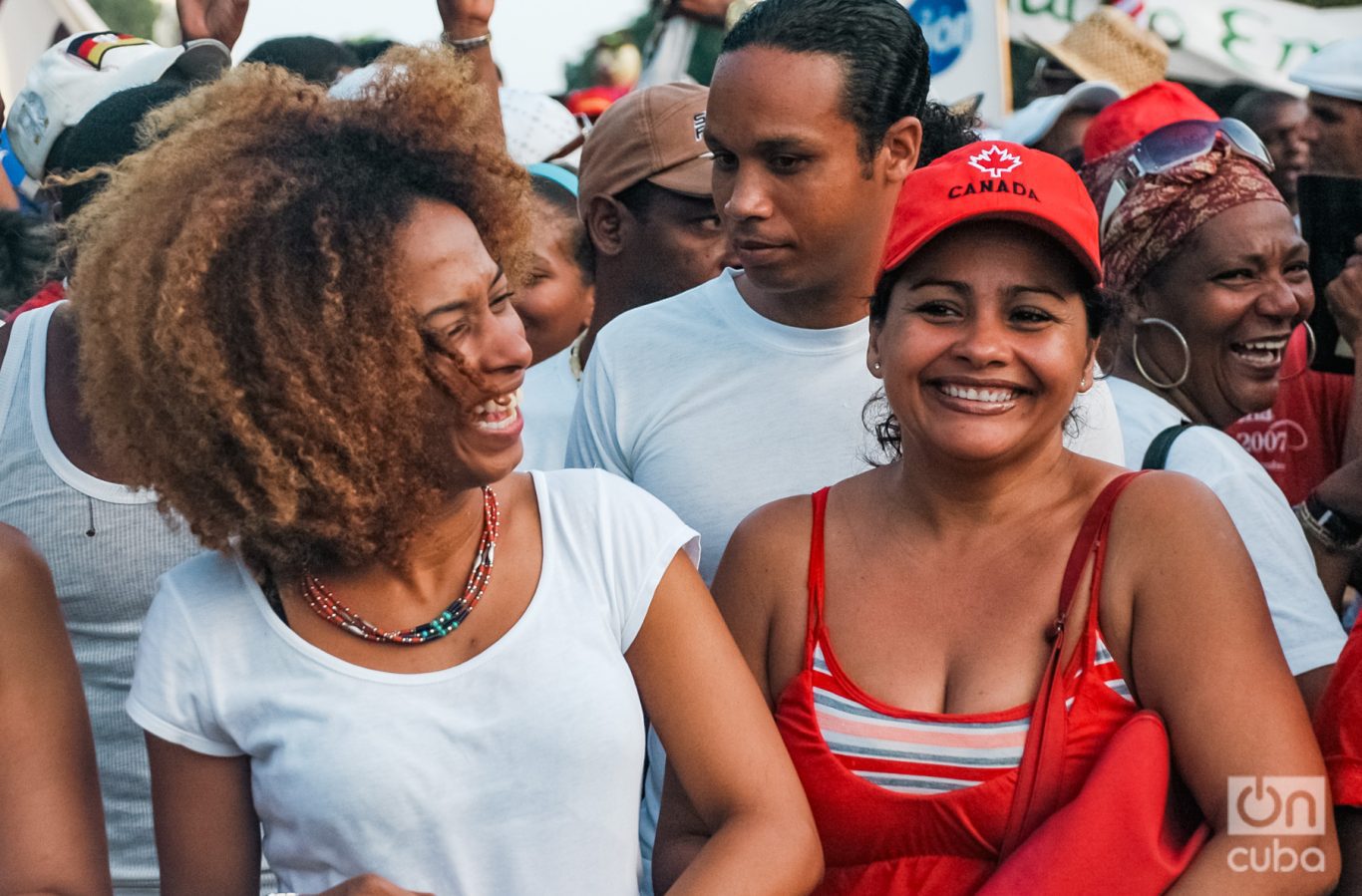 La merecida felicidad de un 2024 para Cuba y sus hijos. Foto: Kaloian.