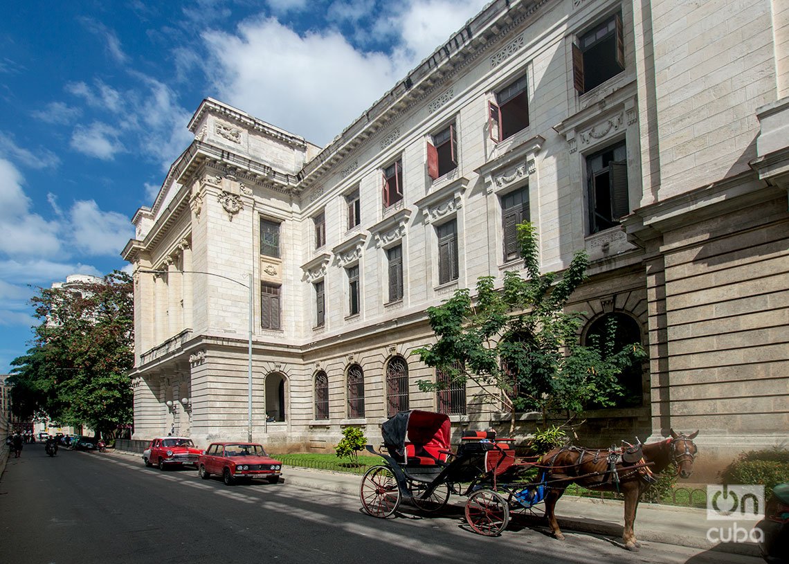Instituto Preuniversitario José Martí de La Habana. Foto: Otmaro Rodríguez.