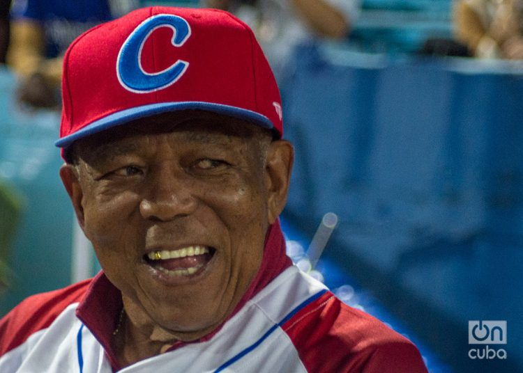 Tony Oliva en el Estadio Latinoamericano de La Habana, el 10 de diciembre de 2024. Foto: Otmaro Rodríguez.