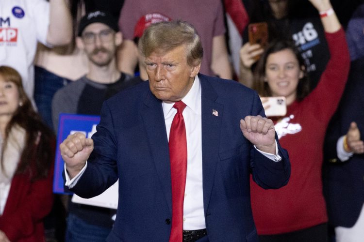 El expresidente Trump en Manchester, New Hampshire, 20 de enero de 2024. Foto: EFE.